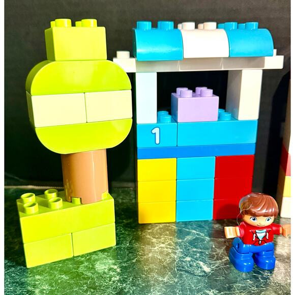 LEGO DUPLO Classic Brick Box 10913 stacking building blocks numbers car - Picture 2 of 5